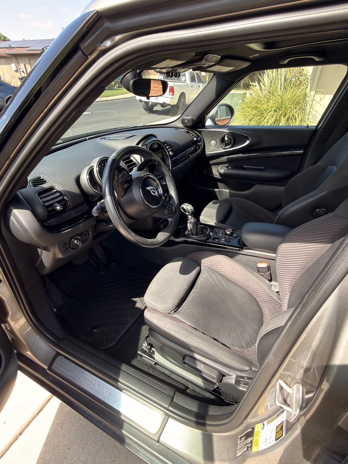 Used 2016 MINI Cooper Clubman FWD image 9