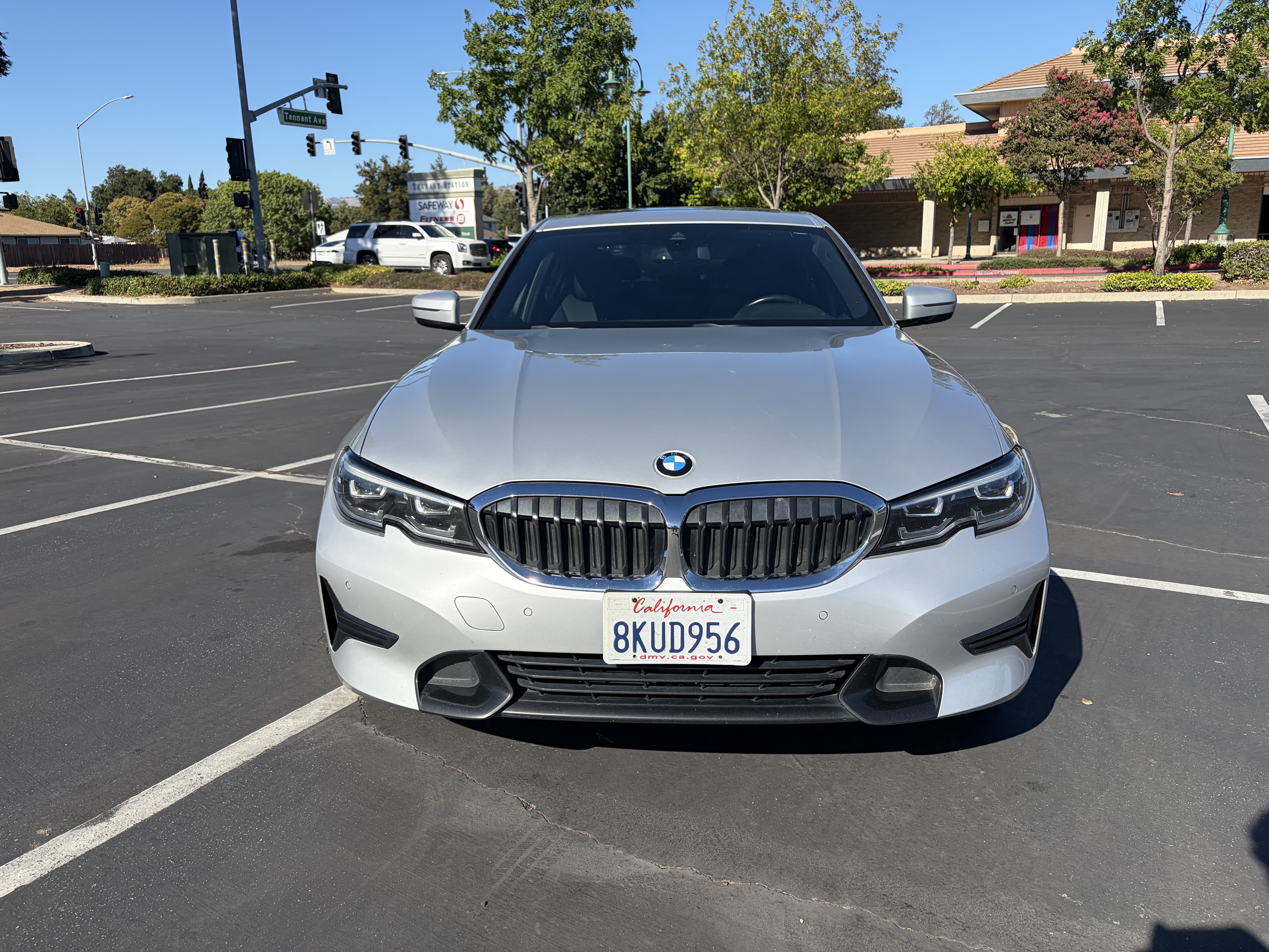Used 2019 BMW 330i Sedan w/ Convenience Package RWD image 2