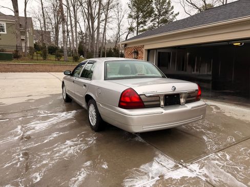 Used 2006 Mercury Grand Marquis LS image 5