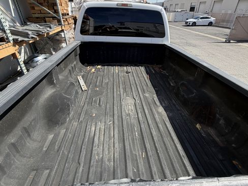 Used 2015 Ford F250 XLT w/ XLT Value Package image 8