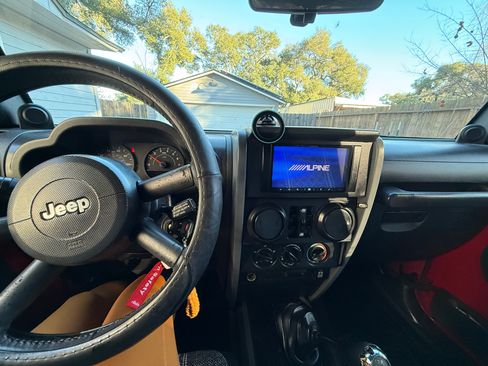 Used 2007 Jeep Wrangler Unlimited X image 18