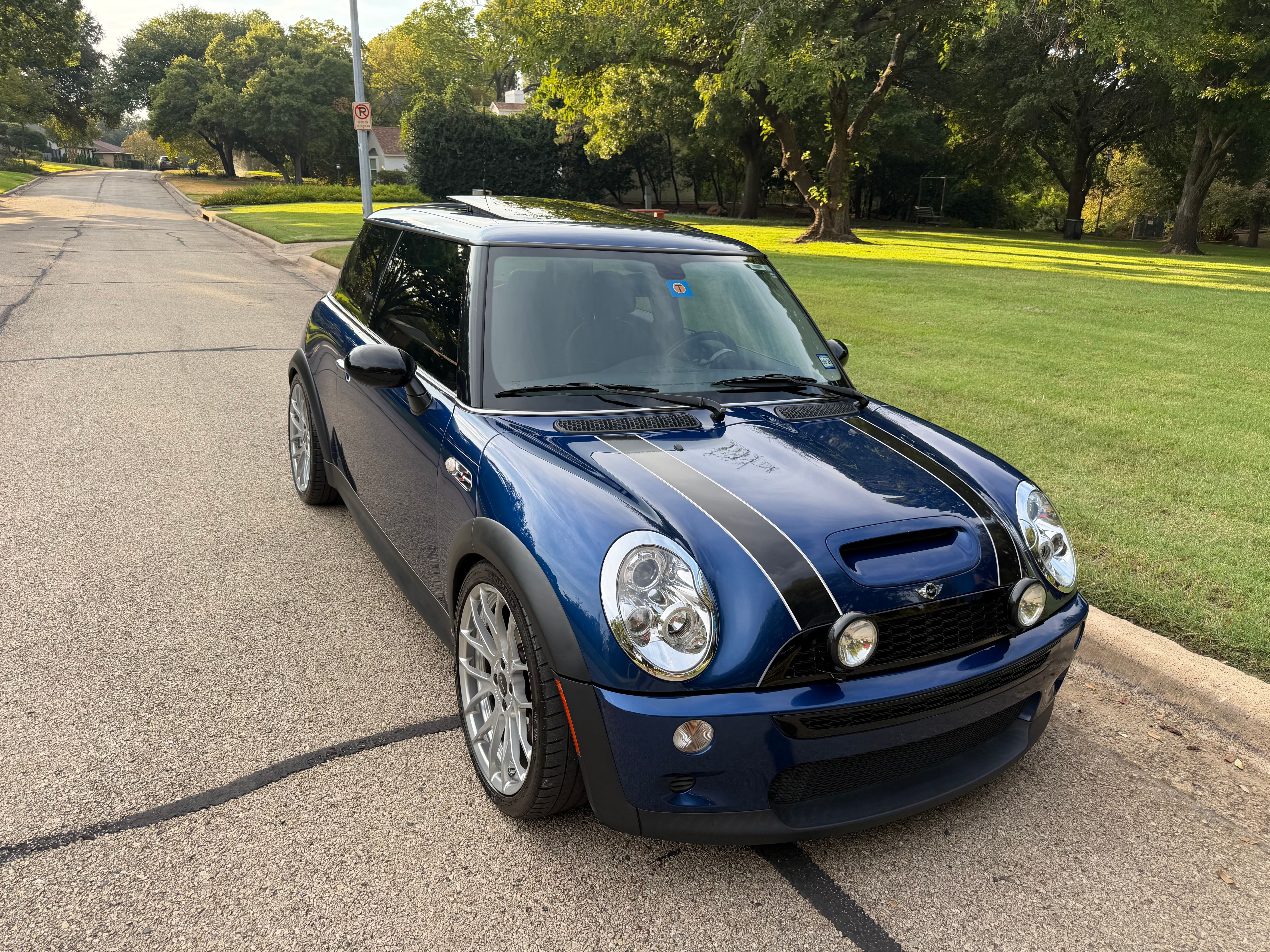 Used 2004 MINI Cooper S FWD image 8