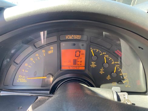 Used 1993 Chevrolet Corvette Coupe image 10