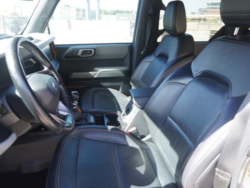 Used 2022 Ford Bronco Badlands AWD/4WD image 12