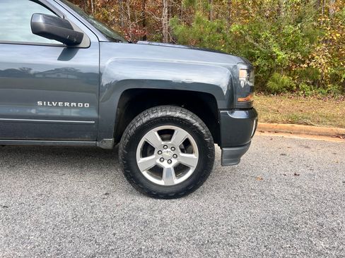 Used 2017 Chevrolet Silverado 1500 LT w/ All Star Edition image 13
