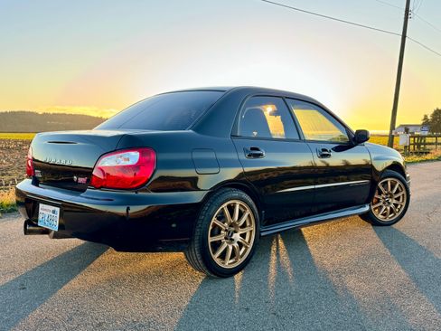 Used 2004 Subaru Impreza WRX STI image 2
