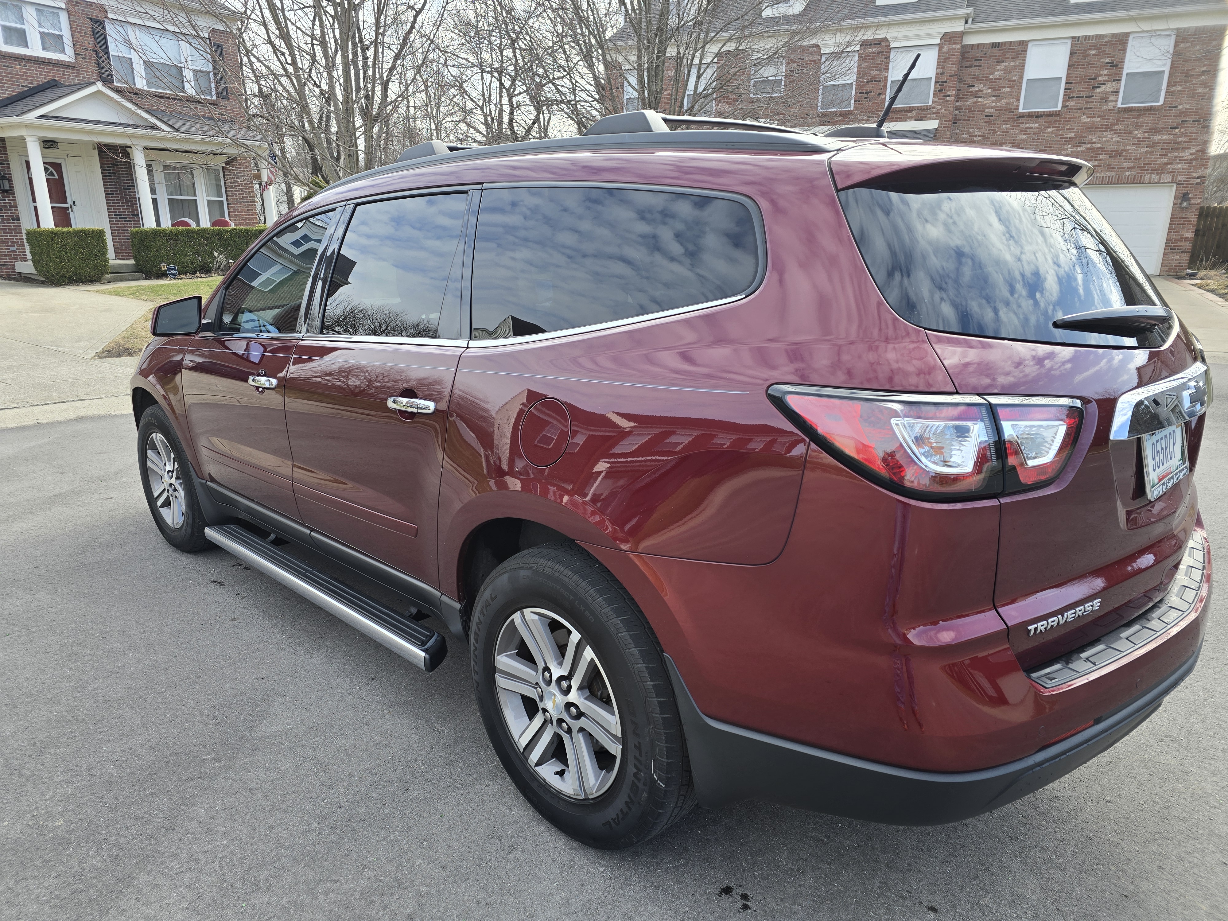 Used 2017 Chevrolet Traverse LT FWD image 6