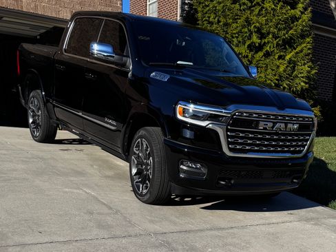 Used 2025 RAM 1500 Limited image 2