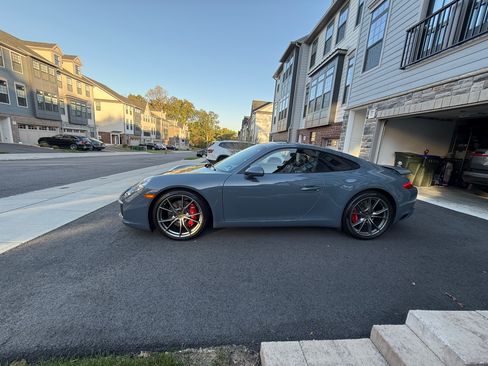 Used 2017 Porsche 911 Carrera S image 17