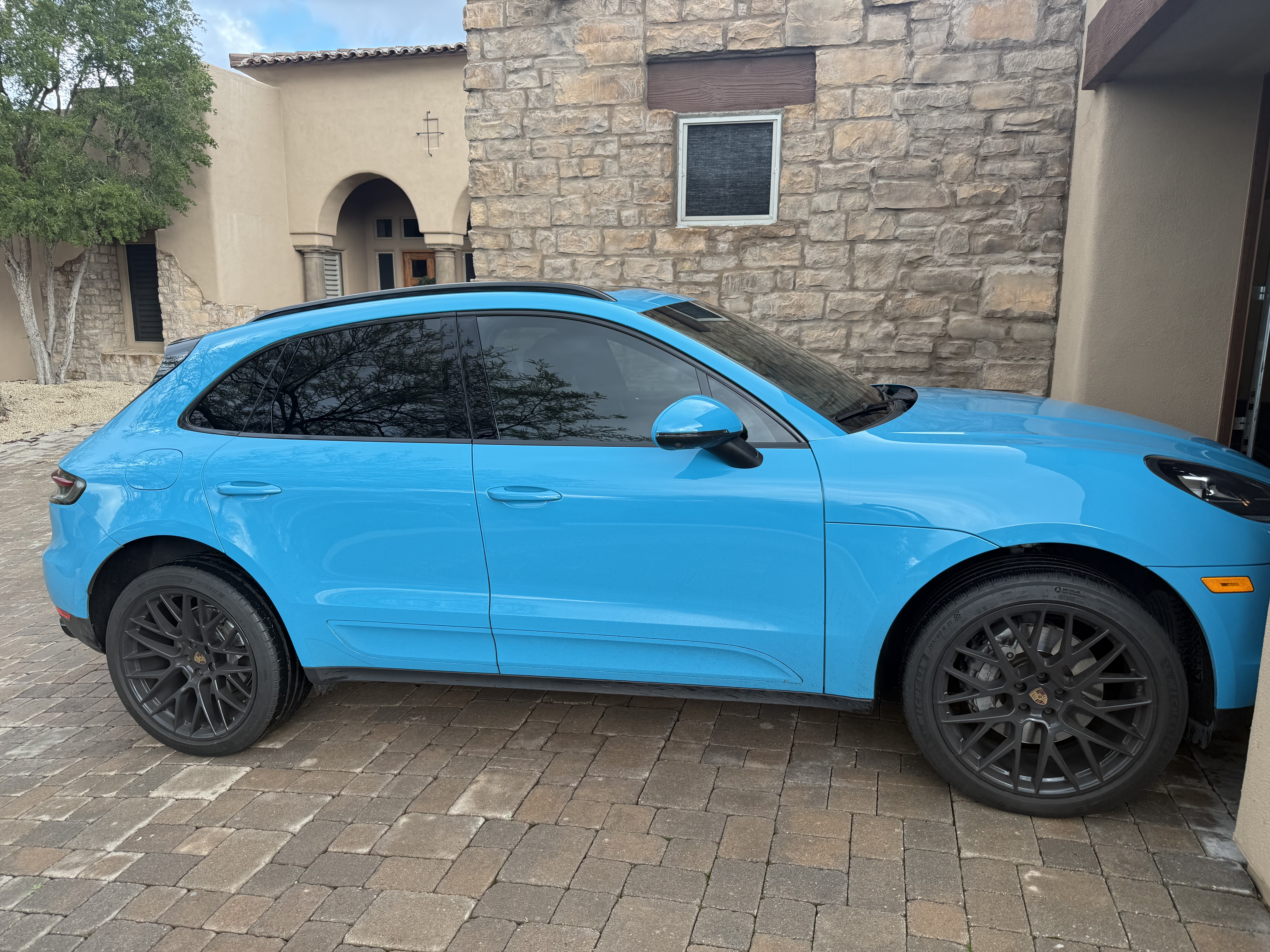 Used 2021 Porsche Macan S AWD/4WD image 5