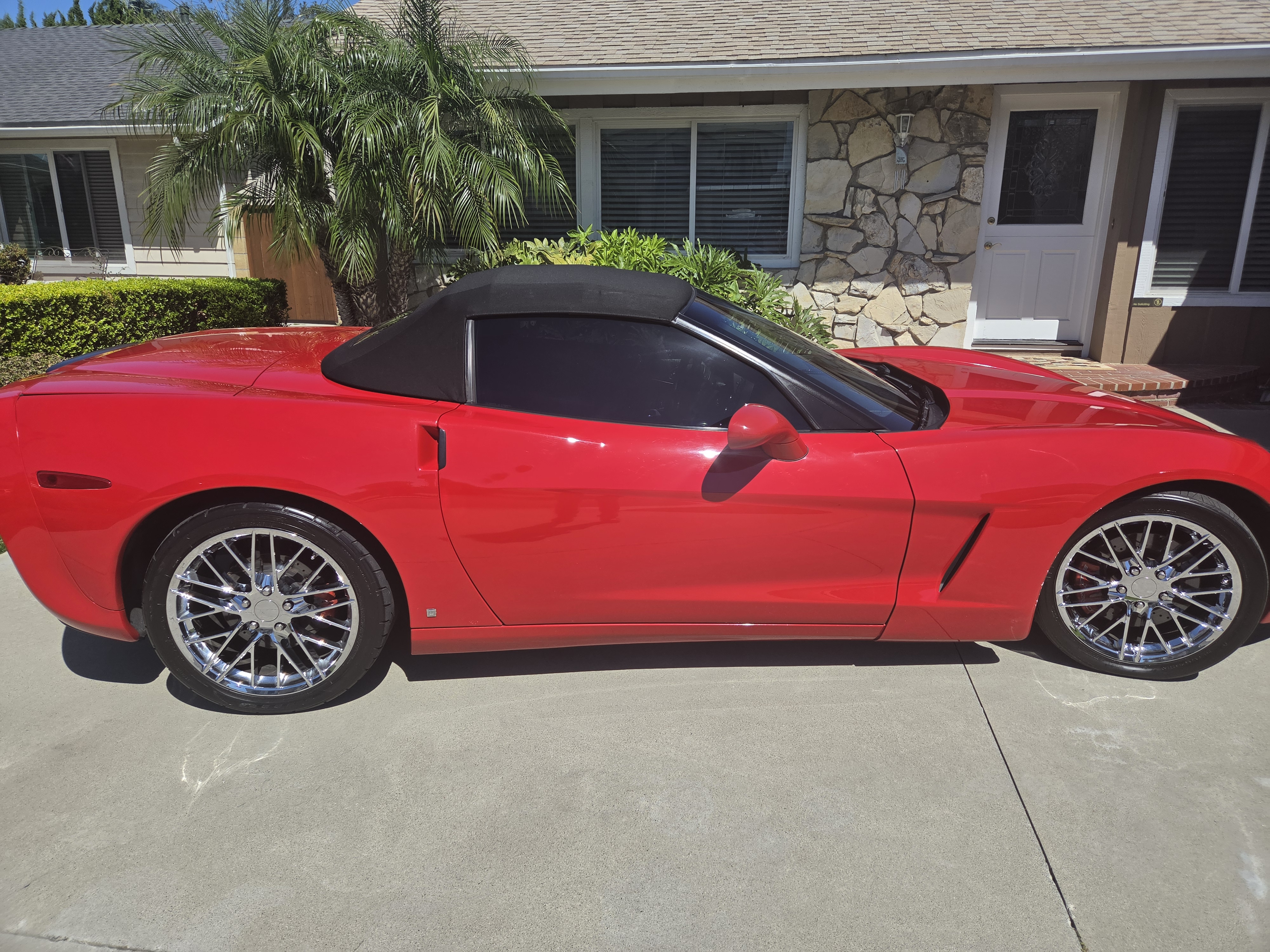 Used 2007 Chevrolet Corvette Convertible w/ Preferred Equipment Group RWD image 6