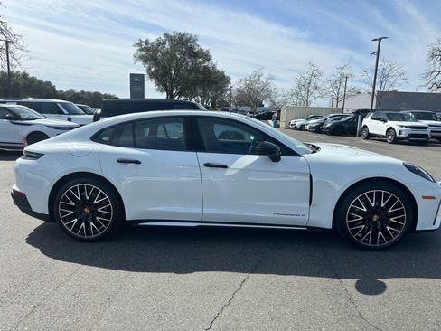 Used 2025 Porsche Panamera 4 image 2
