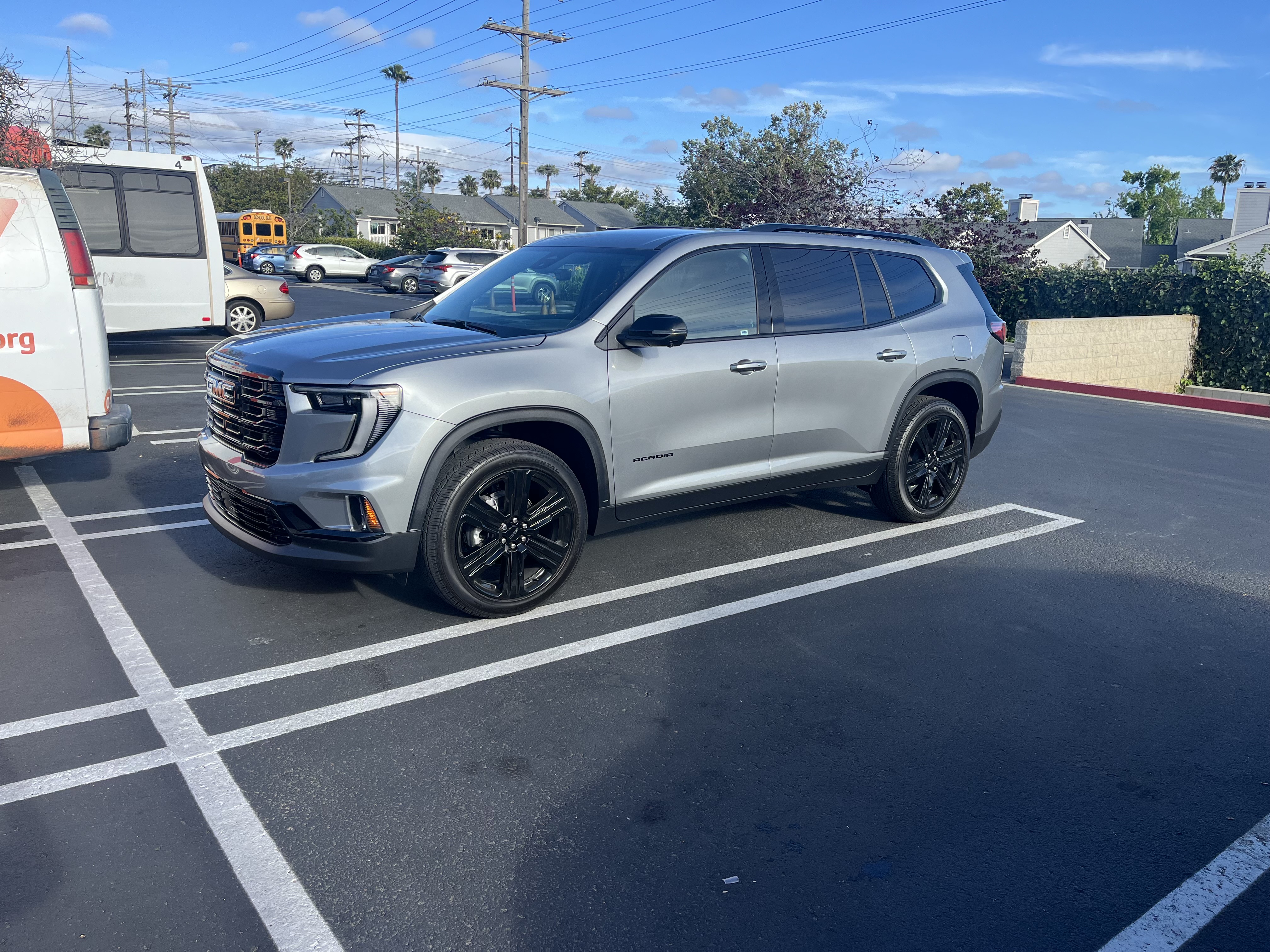 Used 2026 GMC Acadia Elevation w/ Black Edition FWD image 4