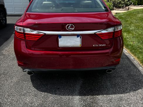 Used 2013 Lexus ES 350 w/ Luxury Pkg FWD image 5