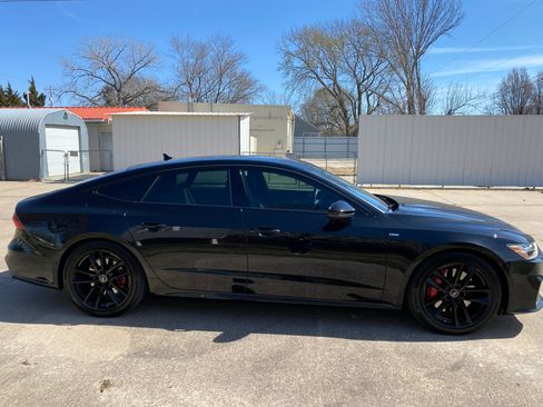 Used 2021 Audi A7 e Prestige w/ Prestige Package image 9