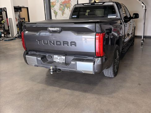 Used 2022 Toyota Tundra Limited image 4