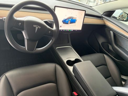 Used 2023 Tesla Model 3 Standard Range RWD image 13