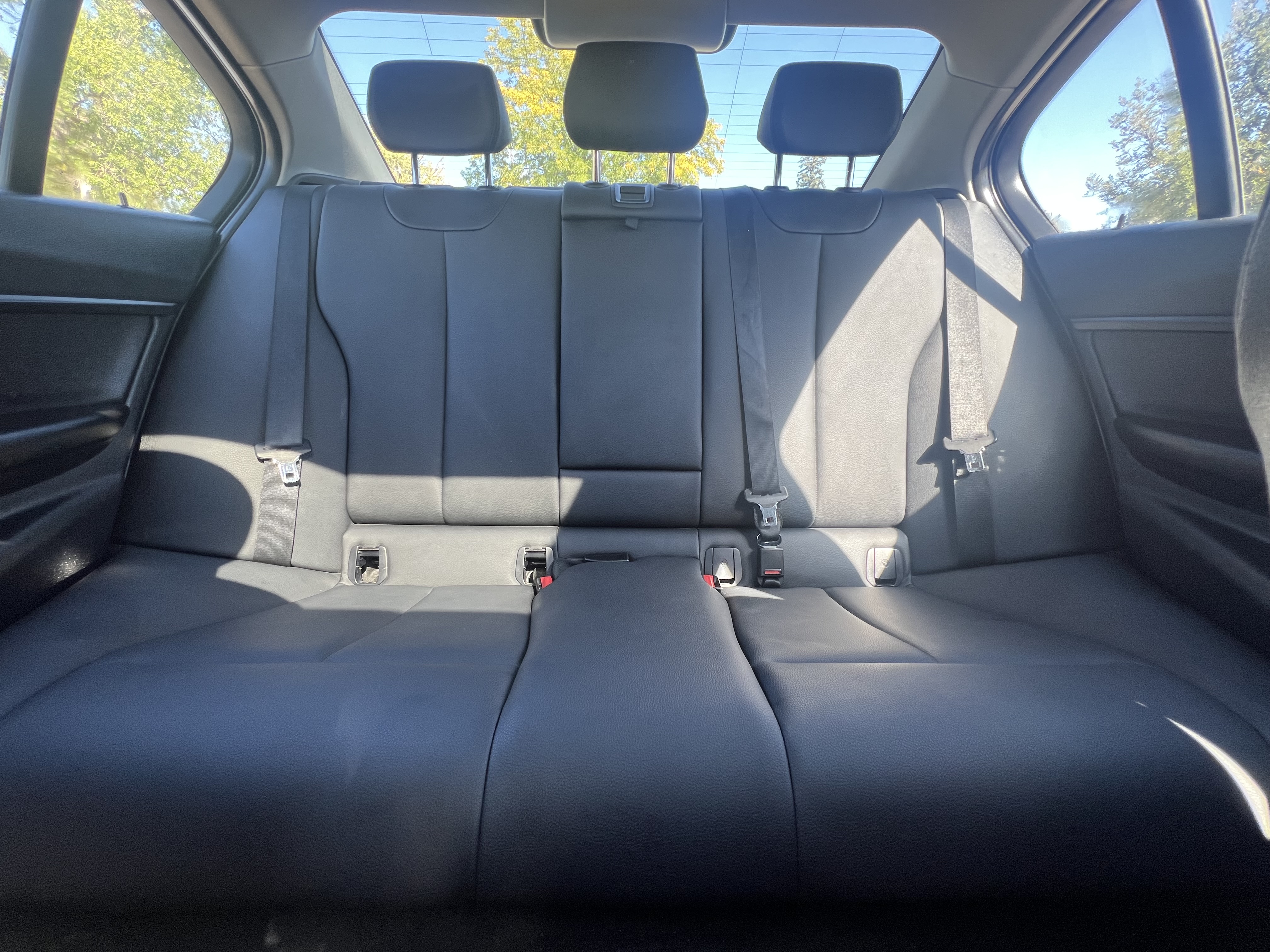 Used 2015 BMW 328i xDrive Sedan AWD/4WD image 18