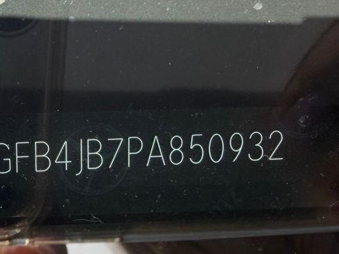 Used 2023 Mercedes-Benz GLE 350 image 2