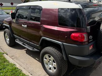 Used 2007 Toyota FJ Cruiser 4WD w/ Upgrade Pkg 2 video 1