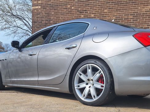 Used 2018 Maserati Ghibli S GranLusso image 6