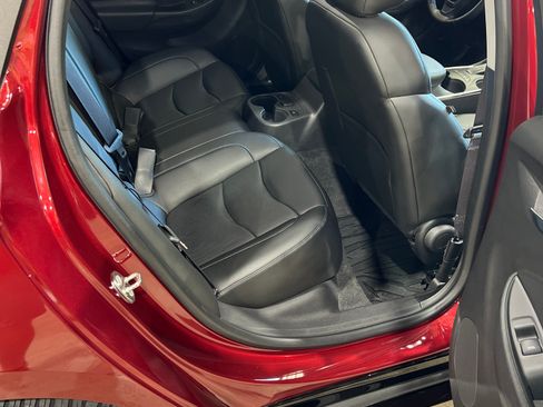 Used 2017 Chevrolet Volt Premier w/ Driver Confidence II Package FWD image 21