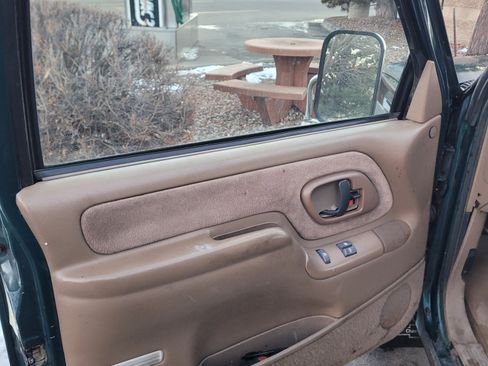 Used 1995 Chevrolet Silverado 2500 4x4 Extended Cab image 18