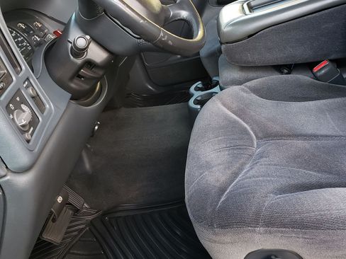 Used 2001 GMC Sierra 1500 2WD Extended Cab image 23