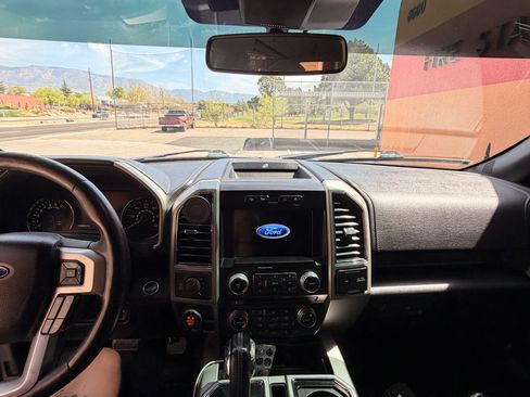 Used 2018 Ford F150 Lariat w/ Equipment Group 502A Luxury image 14