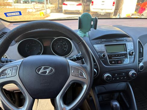 Used 2012 Hyundai Tucson GLS image 4