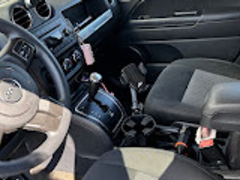 Used 2016 Jeep Compass Sport w/ Power Value Group image 8