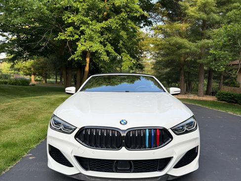 Used 2019 BMW M850i xDrive Convertible image 2