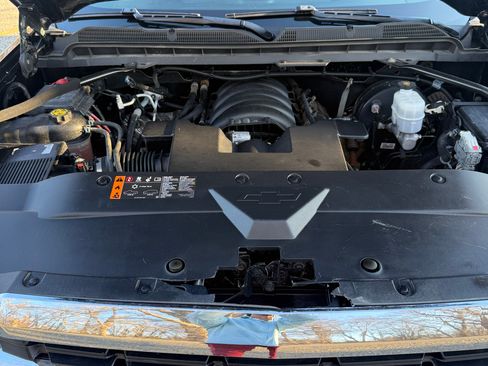 Used 2019 Chevrolet Silverado 1500 LT w/ All Star Edition image 14