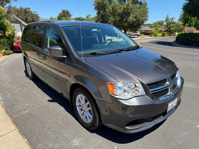 Used 2016 Dodge Grand Caravan SXT