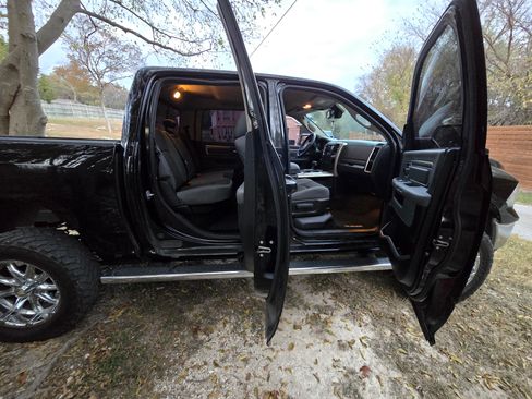 Used 2013 RAM 1500 Big Horn image 8