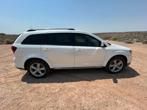 Used 2017 Dodge Journey Crossroad AWD/4WD image 5
