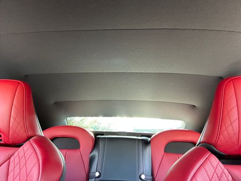 Used 2022 Lexus LC 500 Convertible image 18