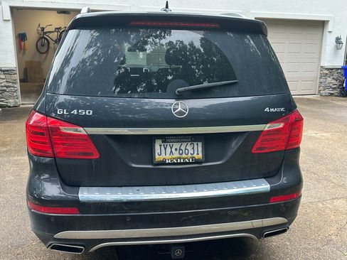 Used 2016 Mercedes-Benz GL 450 4MATIC image 4