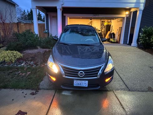 Used 2015 Nissan Altima 2.5 S w/ Power Driver Seat Package image 4