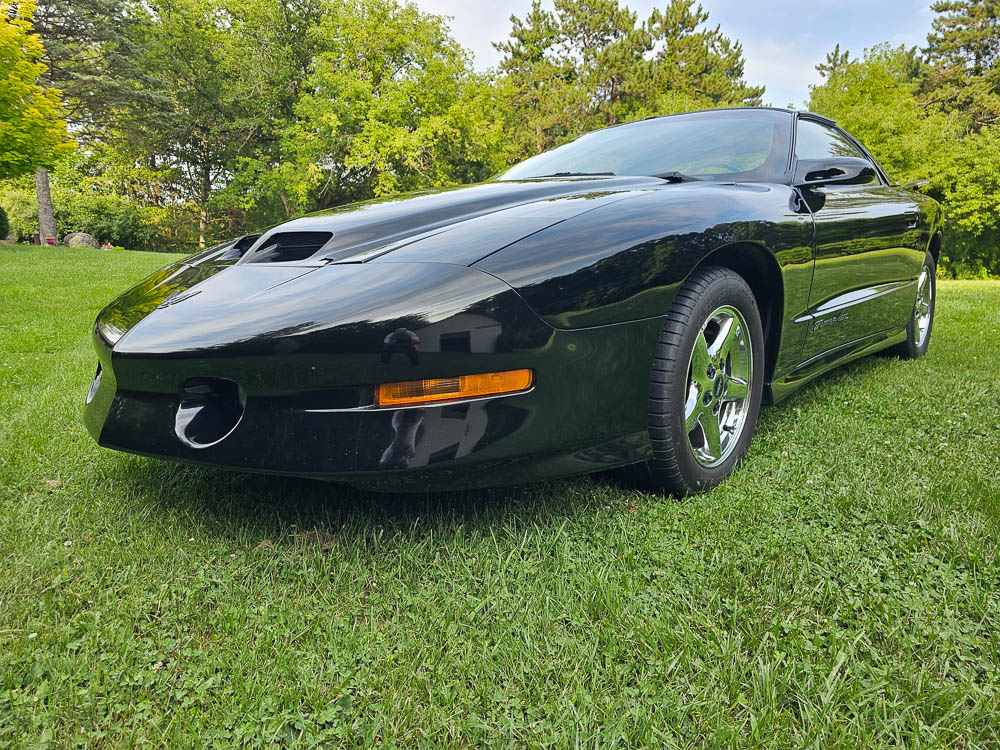 Used 1997 Pontiac Firebird Trans Am RWD image 6