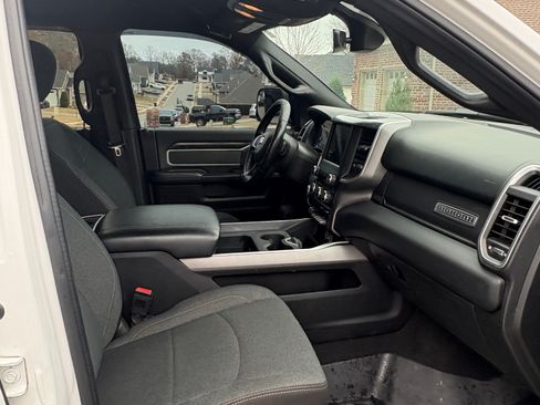 Used 2019 RAM 2500 Big Horn image 12