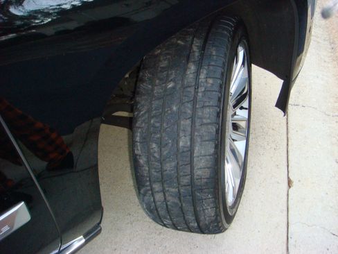 Used 2019 Cadillac Escalade ESV Platinum image 15