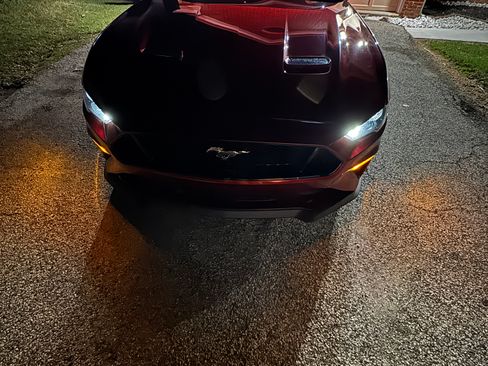 Used 2018 Ford Mustang GT Premium w/ GT Performance Package image 10