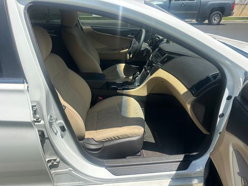 Used 2013 Hyundai Sonata GLS FWD image 5