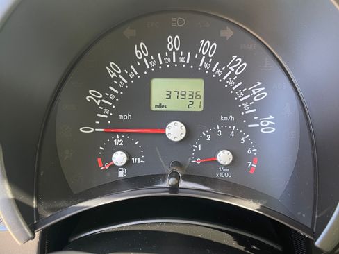 Used 2003 Volkswagen Beetle GLS FWD image 12