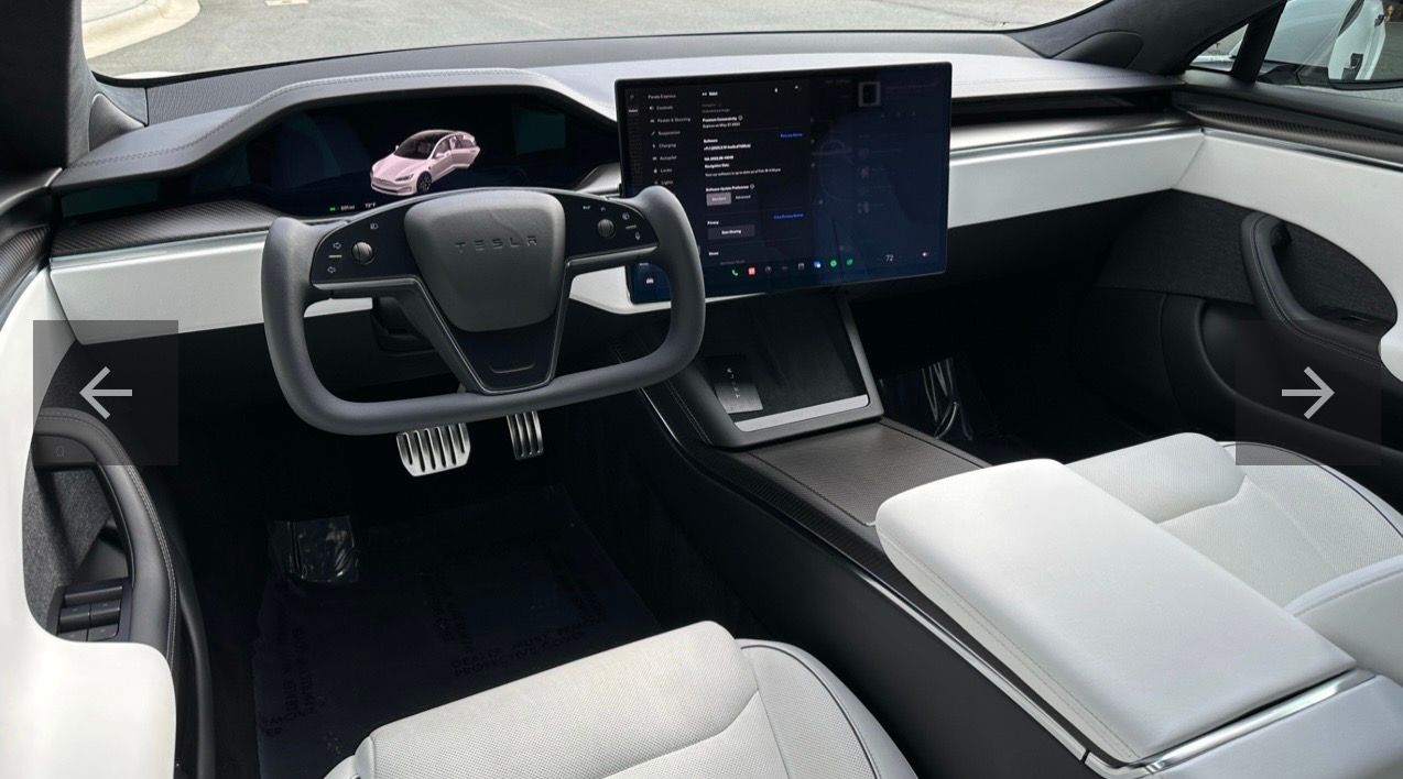 Used 2022 Tesla Model S Plaid AWD/4WD image 5