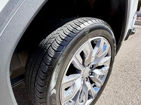 Used 2022 GMC Sierra 1500 Denali w/ Denali Reserve Package image 25