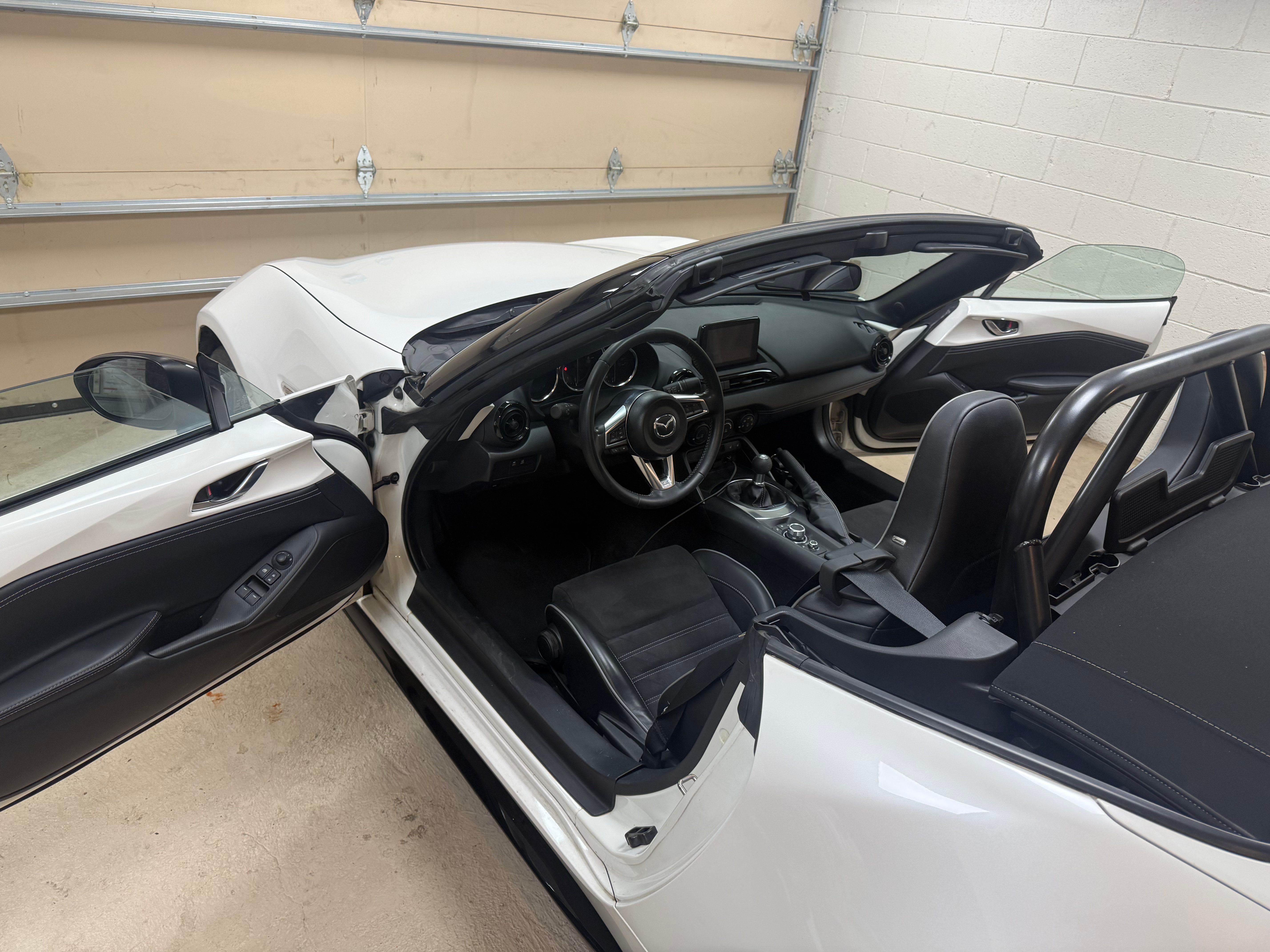Used 2022 MAZDA MX-5 Miata Club w/ Brembo/BBS Recaro Package RWD image 23