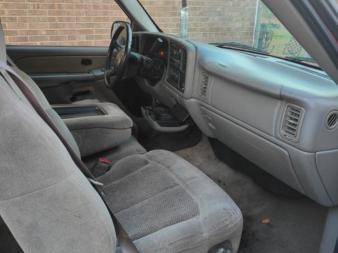 Used 2000 Chevrolet Silverado 1500 LS image 6