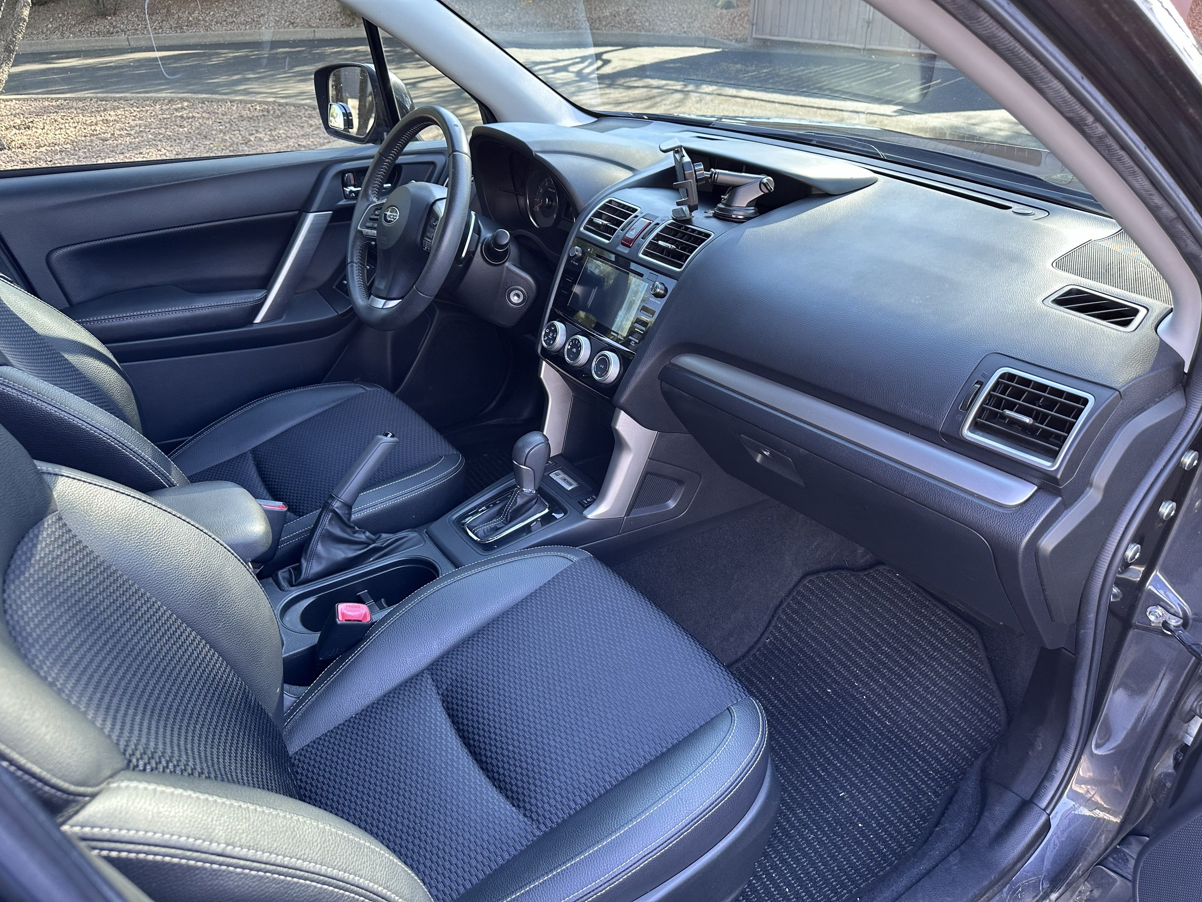 Used 2016 Subaru Forester 2.0XT Premium AWD/4WD image 23